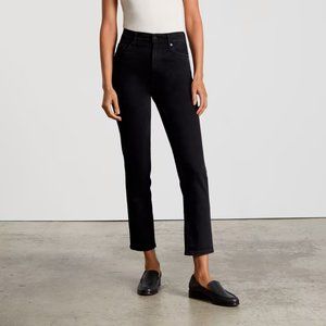 Everlane Original Cheeky Jean in Coal. Size 26 ankle length.